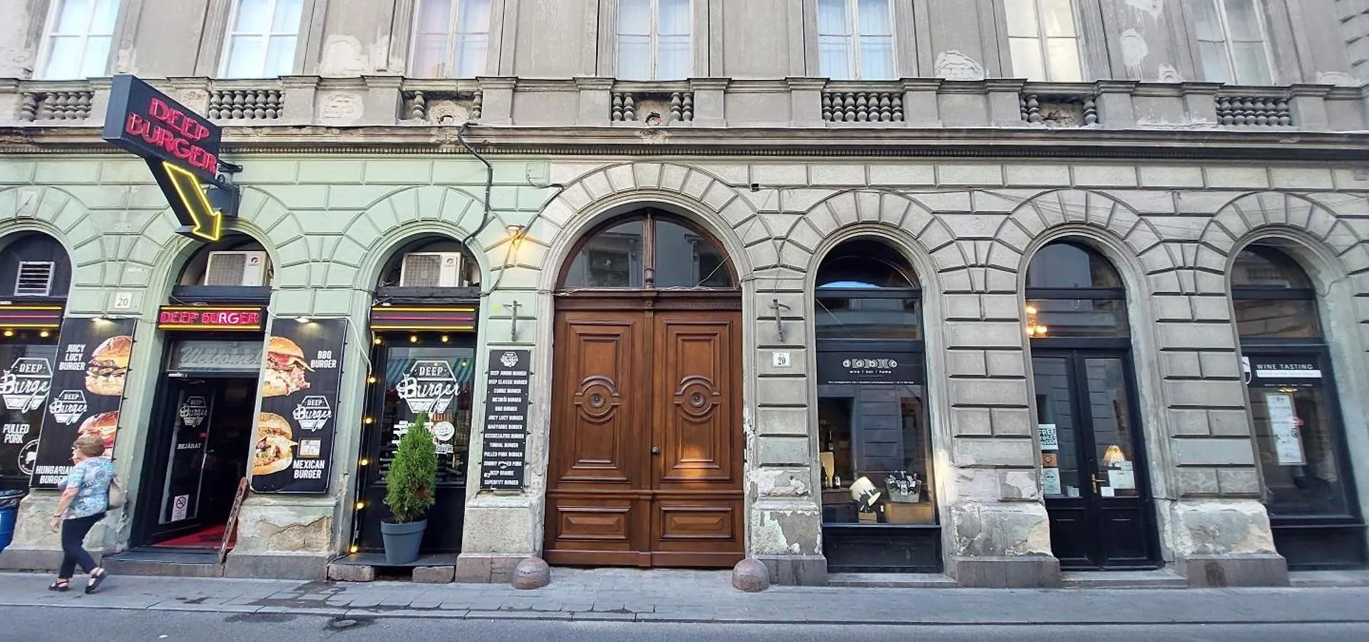 Classical Budapest Apartment In The Old Pest Hungary